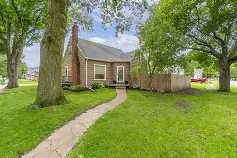 800 Campbell Avenue Waterloo IA 50701