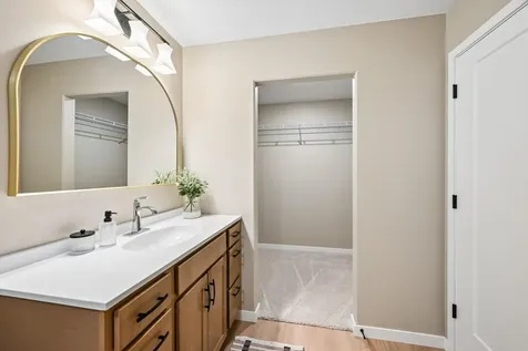 104 5th Avenue Court Coggon IA 52218