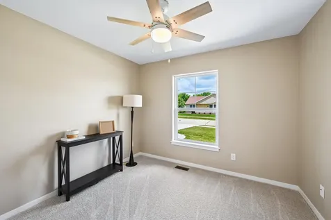 104 5th Avenue Court Coggon IA 52218