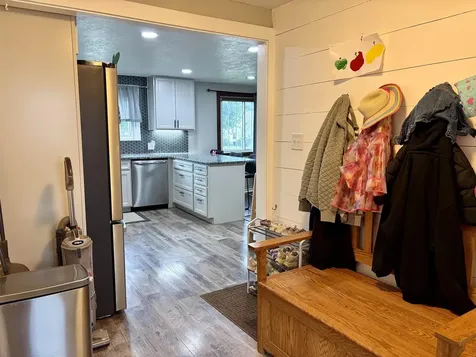 119 NE 7th Avenue Independence IA 50644
