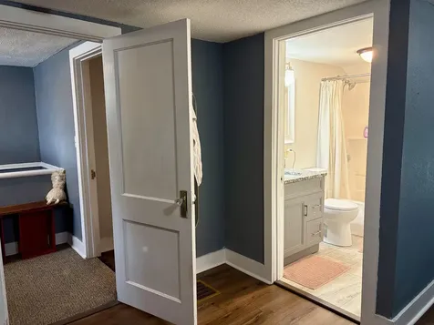 119 NE 7th Avenue Independence IA 50644