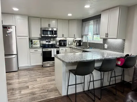 119 NE 7th Avenue Independence IA 50644