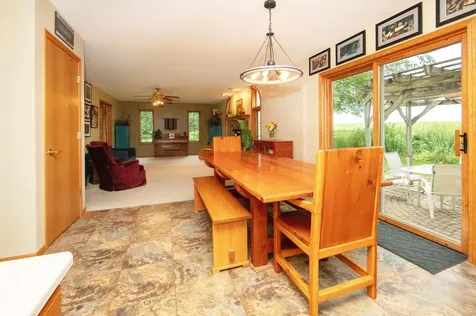 104 Maple Circle Waverly IA 50677