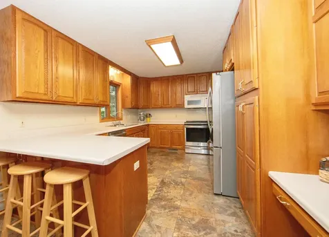 104 Maple Circle Waverly IA 50677