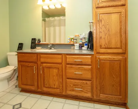 104 Maple Circle Waverly IA 50677
