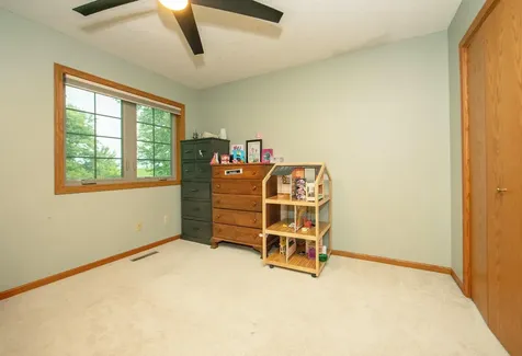 104 Maple Circle Waverly IA 50677