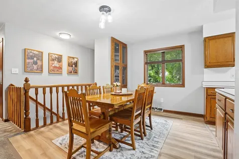 829 Maucker Road Cedar Falls IA 50613