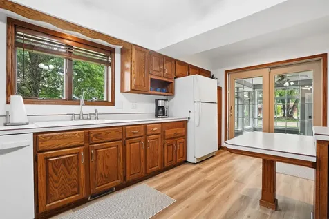 829 Maucker Road Cedar Falls IA 50613