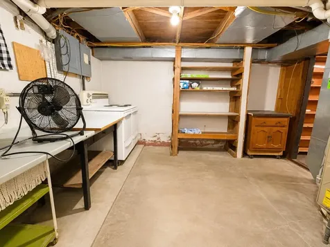 129 Washington Denver IA 50622