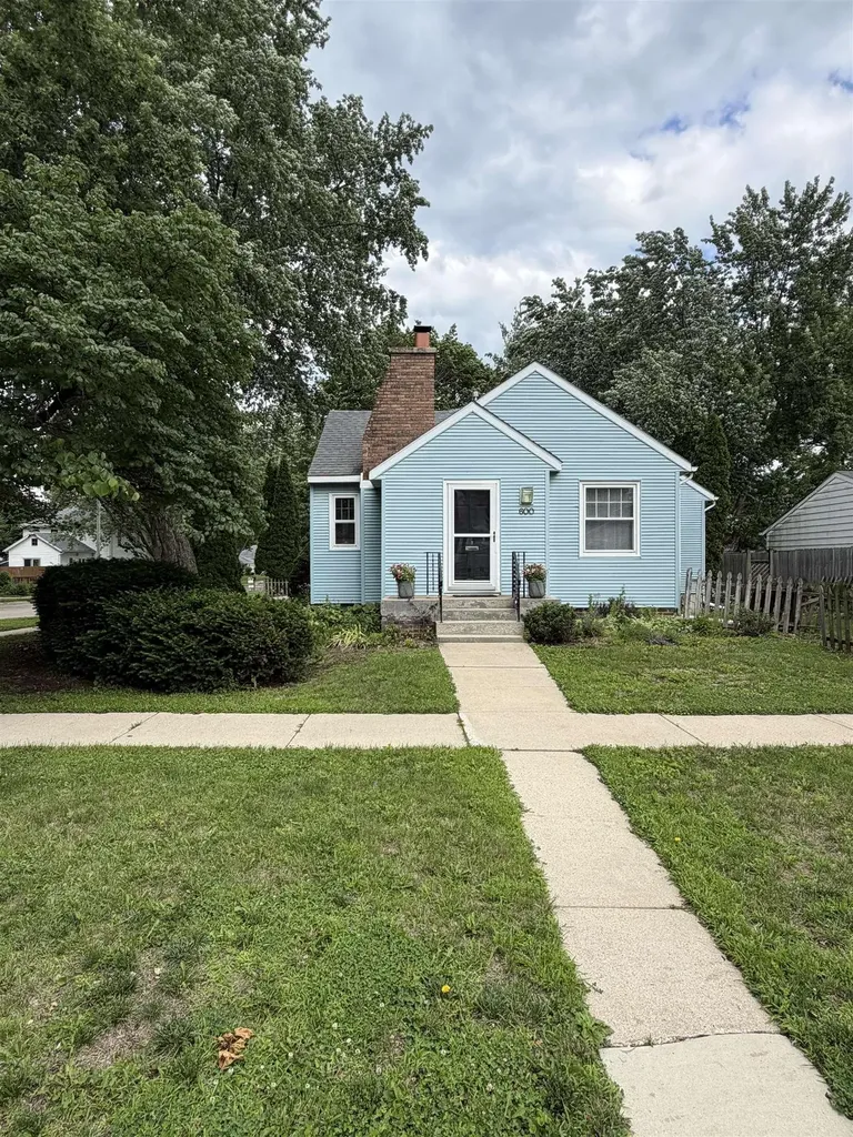 600 SW 5th Avenue Independence IA 50644