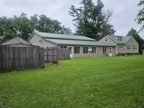14 7th Avenue SW Oelwein IA 50662