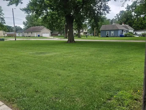14 7th Avenue SW Oelwein IA 50662