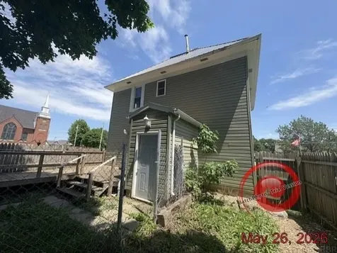 803 6th Street Grundy Center IA 50638