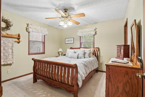 1302 Round Horn Street Waverly IA 50677