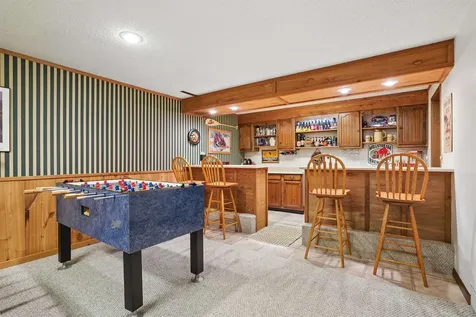 1302 Round Horn Street Waverly IA 50677