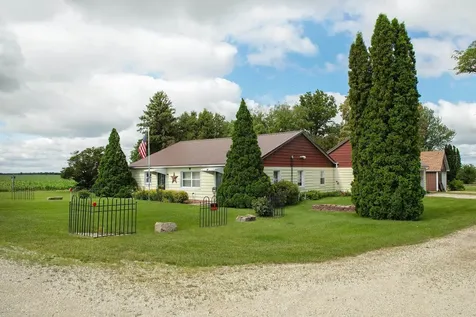 1914 Piedmont Avenue Tripoli IA 50676