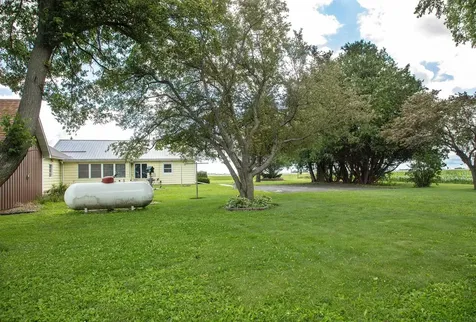 1914 Piedmont Avenue Tripoli IA 50676