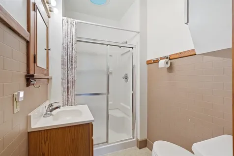 402 NW 4th Avenue Waverly IA 50677