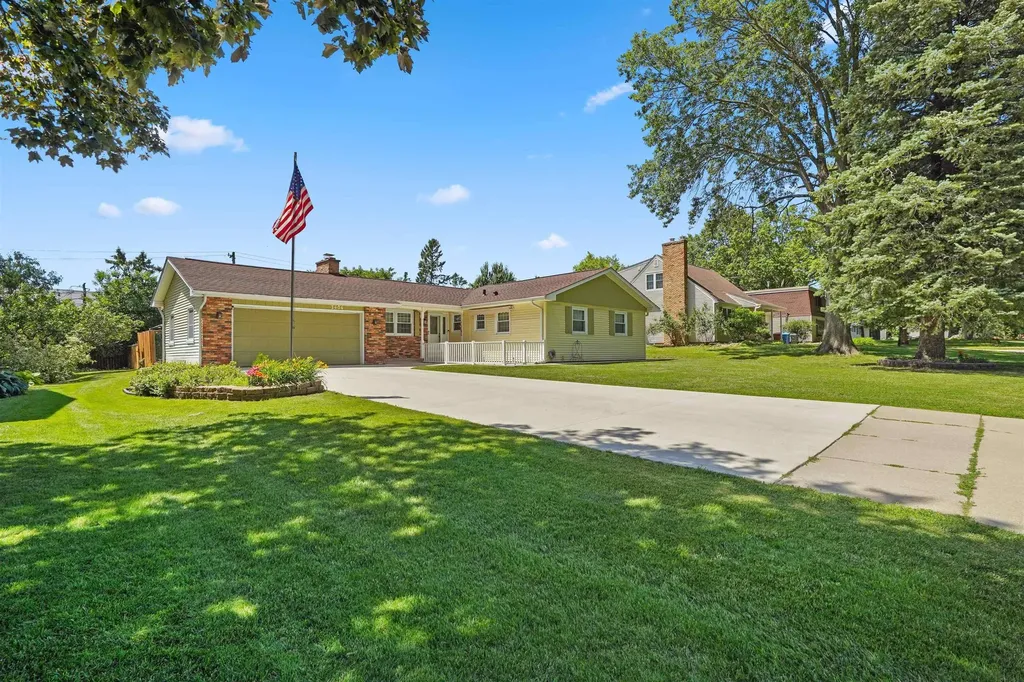 3404 Rosehill Trace Waterloo IA 50701