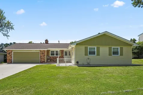 3404 Rosehill Trace Waterloo IA 50701