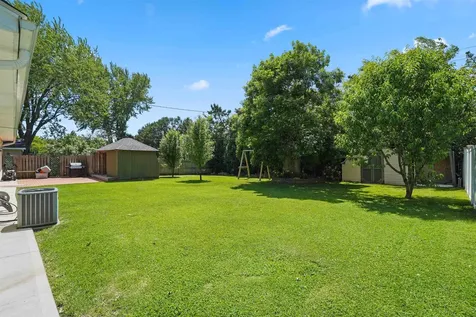 3404 Rosehill Trace Waterloo IA 50701