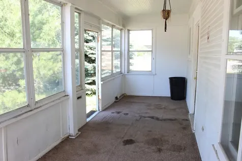 1105 Gilbert Street Charles City IA 50616