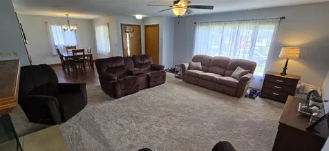 604 Hildreth Street Charles City IA 50616