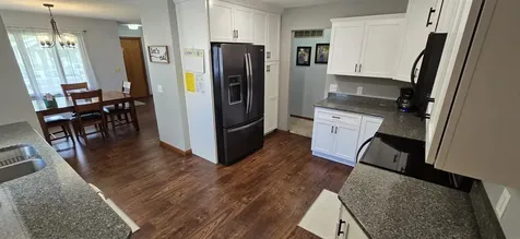 604 Hildreth Street Charles City IA 50616