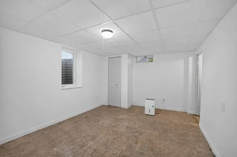 1205 Dorthy Drive Waterloo IA 50703