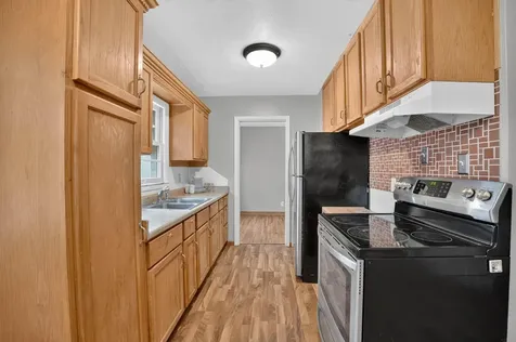 1205 Dorthy Drive Waterloo IA 50703