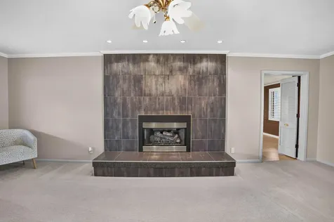 526 Glencoe Avenue Waterloo IA 50701