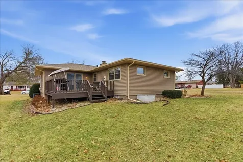 4028 Rownd Street Cedar Falls IA 50613
