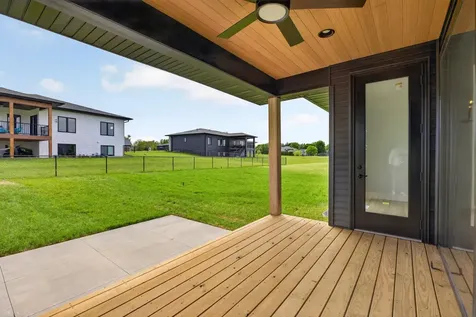 1703 Red Tail Drive Waterloo IA 50701