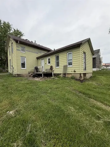 1307 10th Street Eldora IA 50627