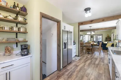 1324 W 6th Street Waterloo IA 50702