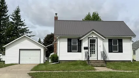 14 N Maple Avenue New Hampton IA 50659