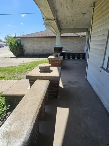111 5th Avenue NE Independence IA 50644