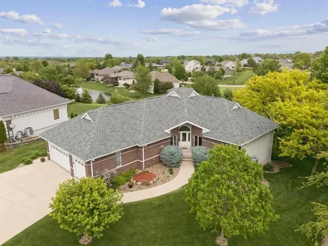4011 Pheasant Drive Cedar Falls IA 50613