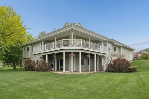 4011 Pheasant Drive Cedar Falls IA 50613
