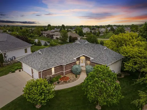 4011 Pheasant Drive Cedar Falls IA 50613