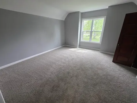 608 W Delaware Street Manchester IA 52057