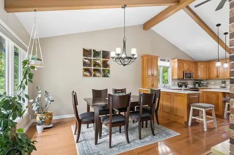 1621 Picturesque Drive Cedar Falls IA 50613