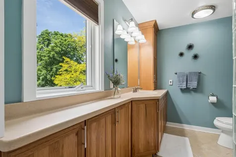 1621 Picturesque Drive Cedar Falls IA 50613