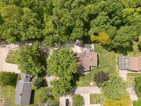 1621 Picturesque Drive Cedar Falls IA 50613