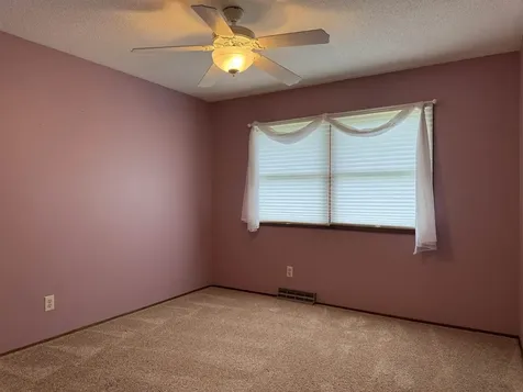 511 Ridgeway Street Denver IA 50622