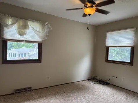511 Ridgeway Street Denver IA 50622