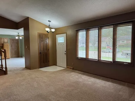 511 Ridgeway Street Denver IA 50622