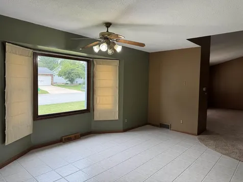 511 Ridgeway Street Denver IA 50622