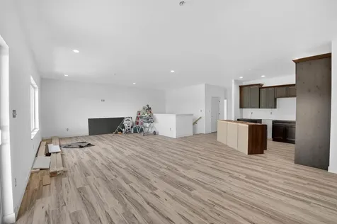 524 Sands Avenue Janesville IA 50647