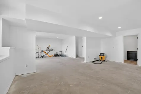 524 Sands Avenue Janesville IA 50647